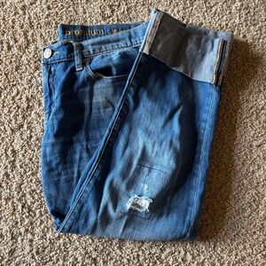 GAP Premium Straight Crop Women's Ankle Jeans in Distressed Blue